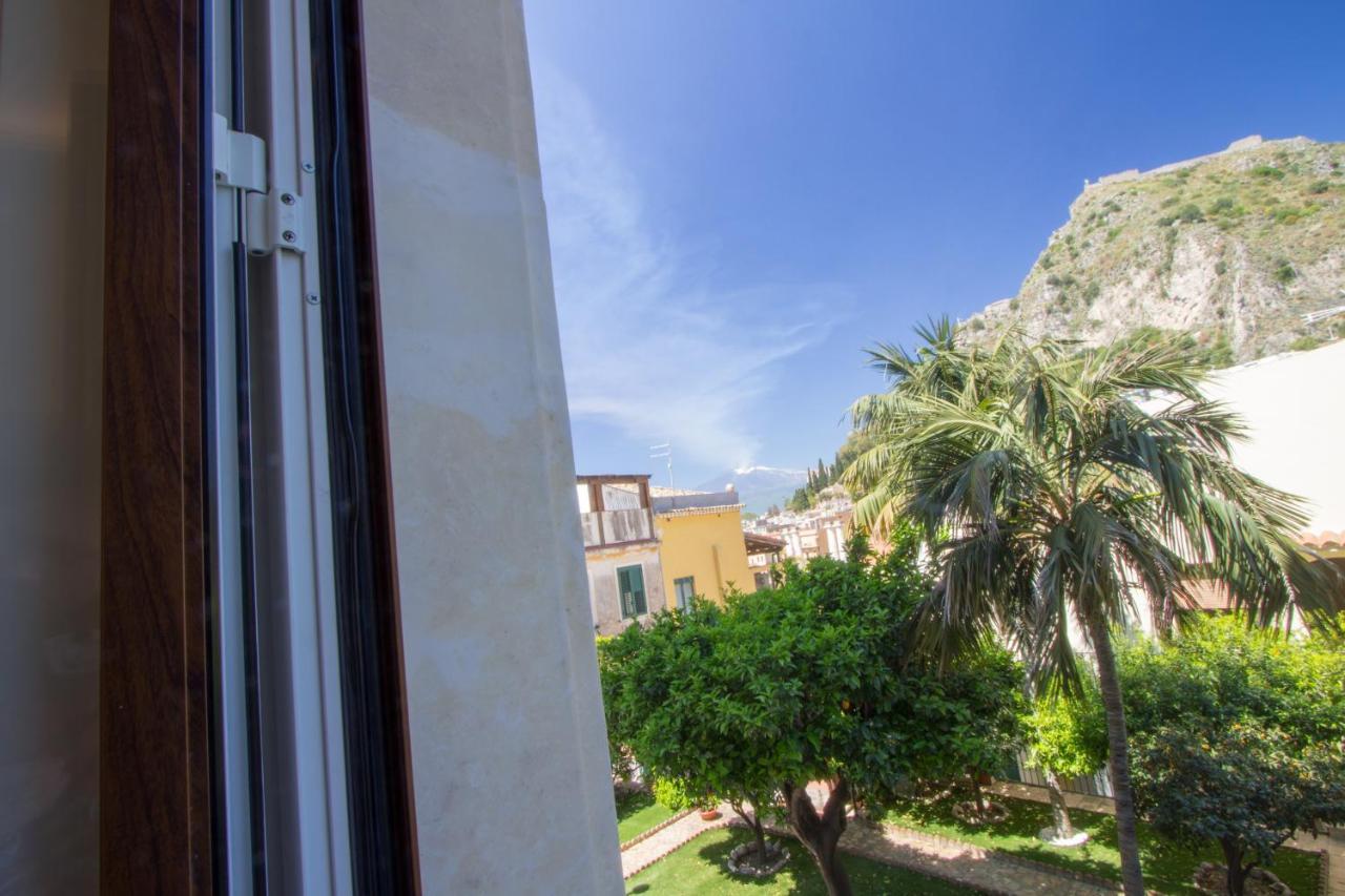 Villa Valverde Apartments E B&B Taormina Luaran gambar